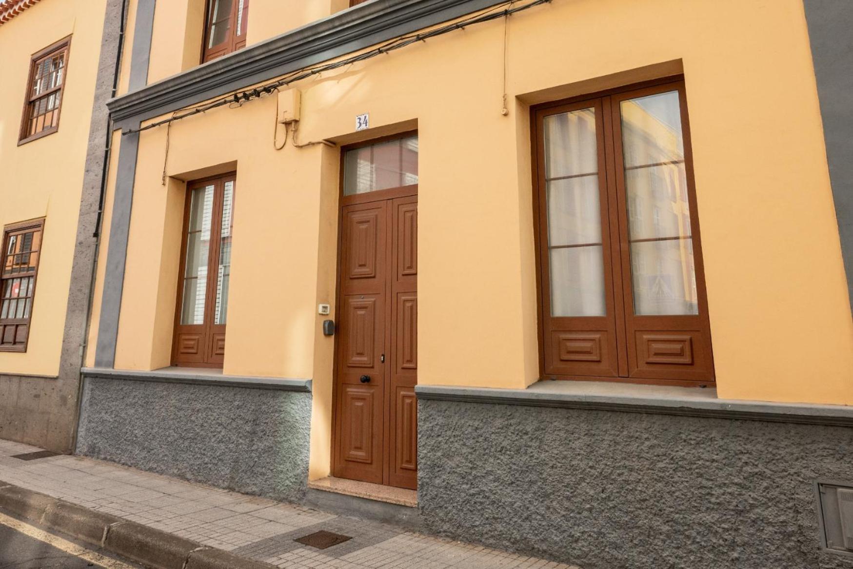 Casa Del Siglo XX Reformada En La Laguna Екстериор снимка